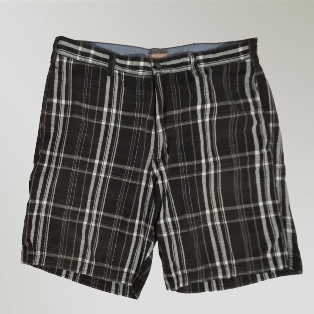 Savane Black & White plaid shorts, Mens size 36